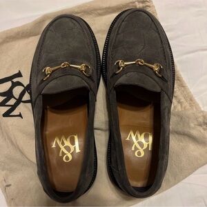 Blackstock & Weber Grey Suede Elephant Pattern. Size 6.5